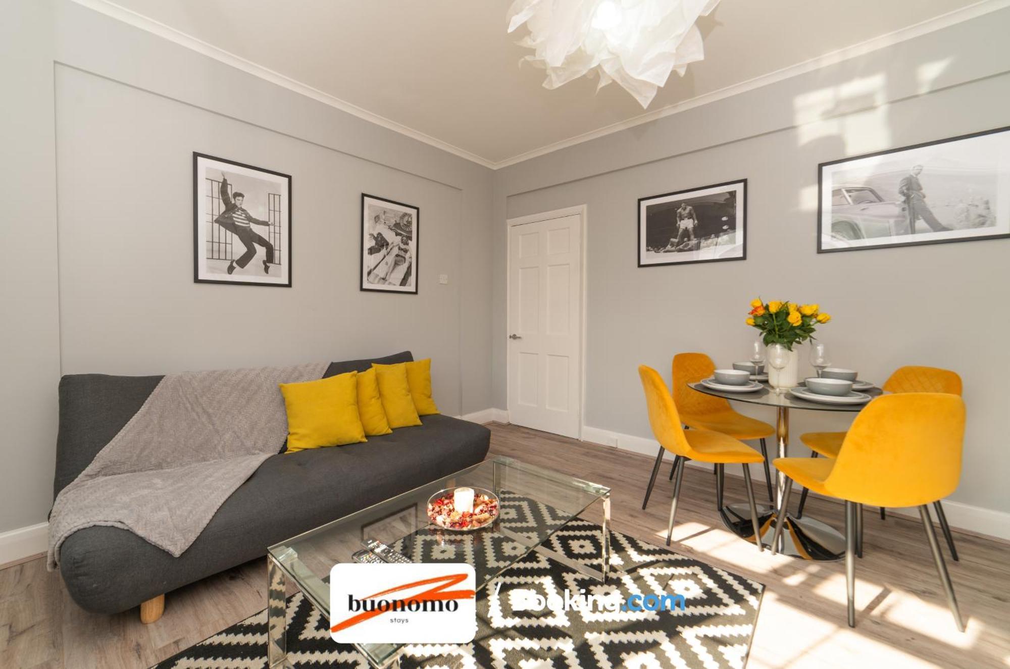 Two Bedroom Apartment By Buonomo Stays Short Lets & Serviced Accommodation With Balcony London Exteriör bild